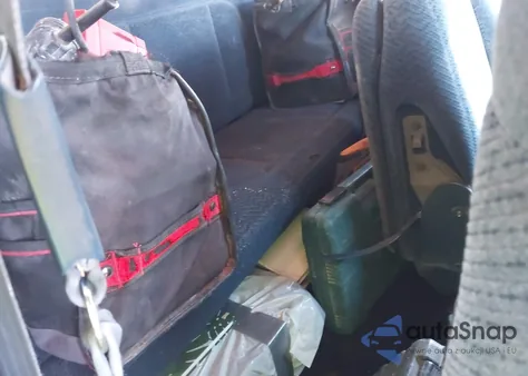 1996 Chevrolet Gmt-400 C2500 from USA, damaged, VIN 1GCFC29R9TE242484